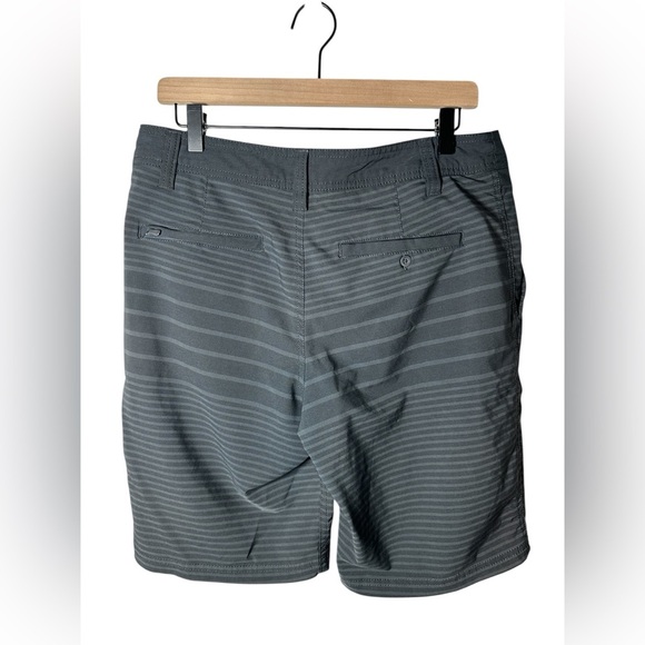 Goodfellow & Co Men’s Striped Hybrid Swim Shorts Gray Size 32 - Picture 7 of 9